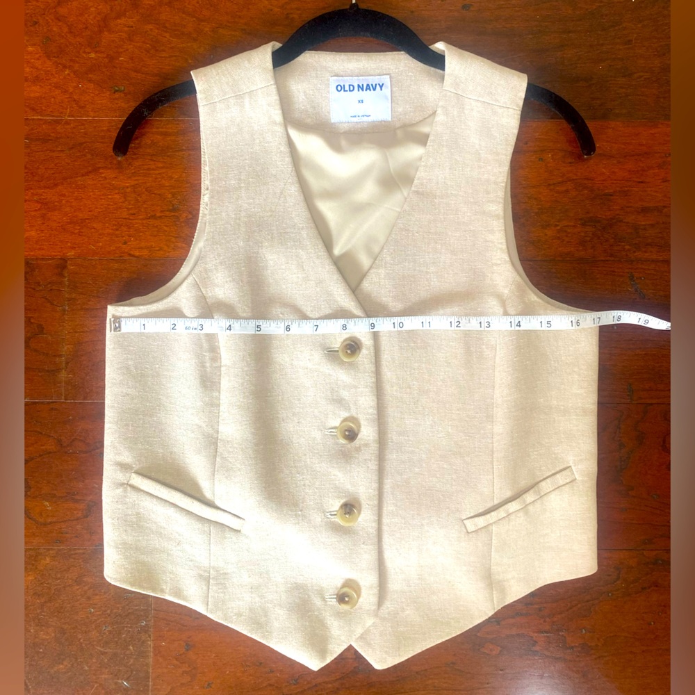 Cream Vest Women’s Size XS